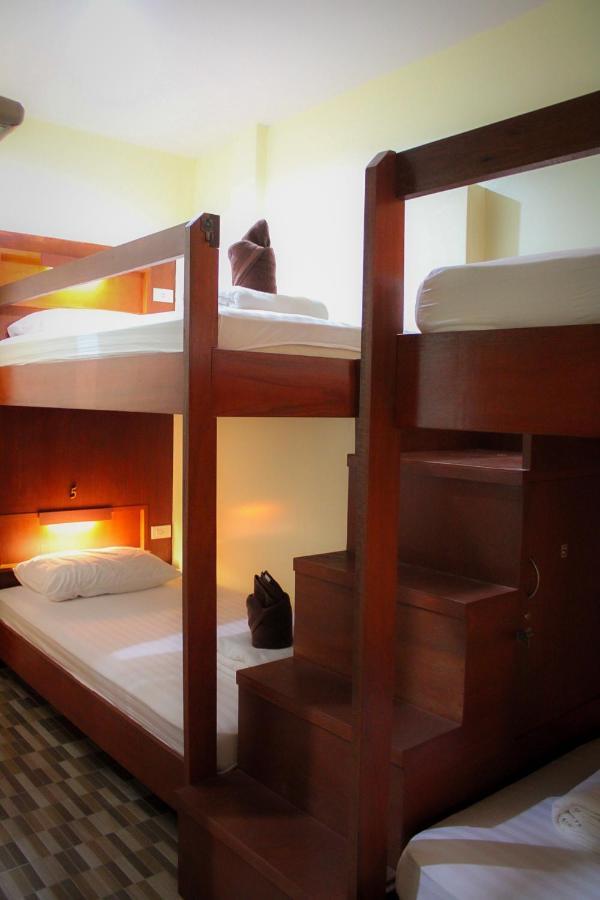 Phangan Barsay Hostel Thong Sala Bagian luar foto