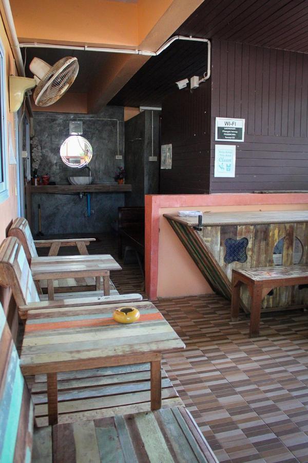 Phangan Barsay Hostel Thong Sala Bagian luar foto